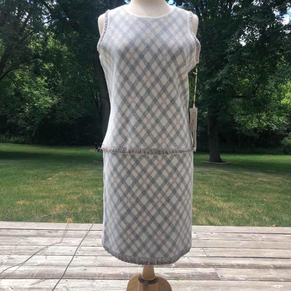 Etcetera 2 piece sweater and skirt